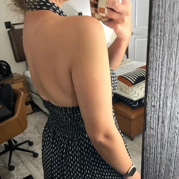 Magnolia Boutique Cross Front Halter Black Mini Dress - Medium - Picture 2 of 5